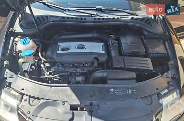 Ліфтбек Skoda Superb 2012 в 