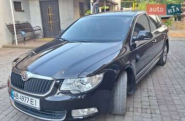 Ліфтбек Skoda Superb 2012 в 