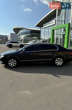 Ліфтбек Skoda Superb 2012 в Дніпрі