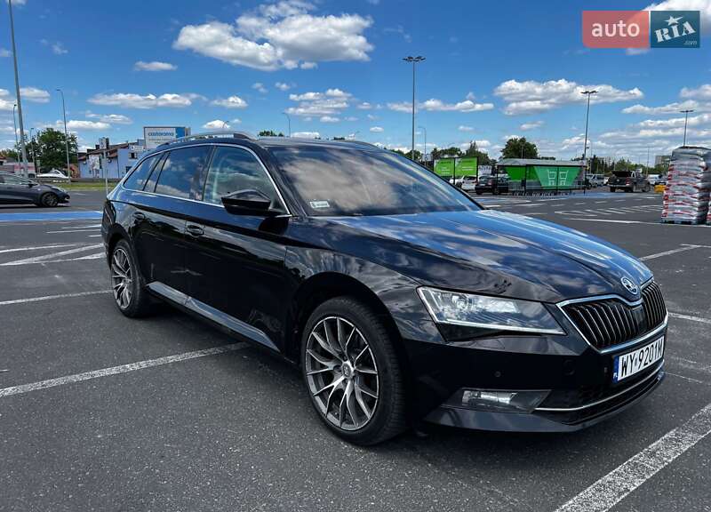 Универсал Skoda Superb 2015 в Киеве