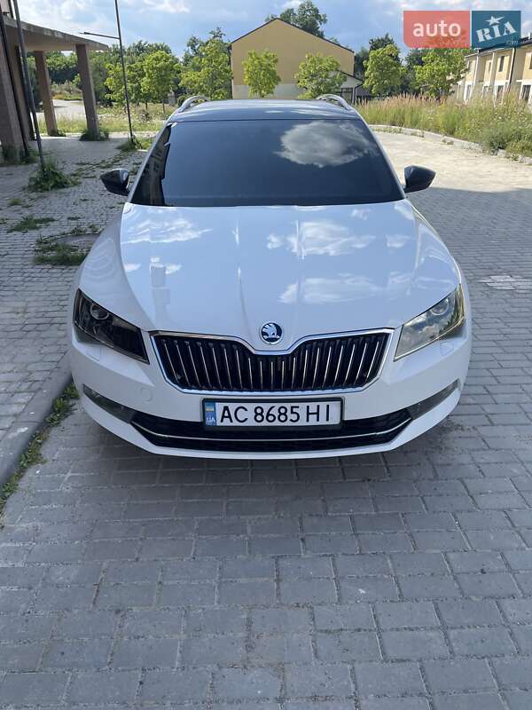 Универсал Skoda Superb 2016 в Львове