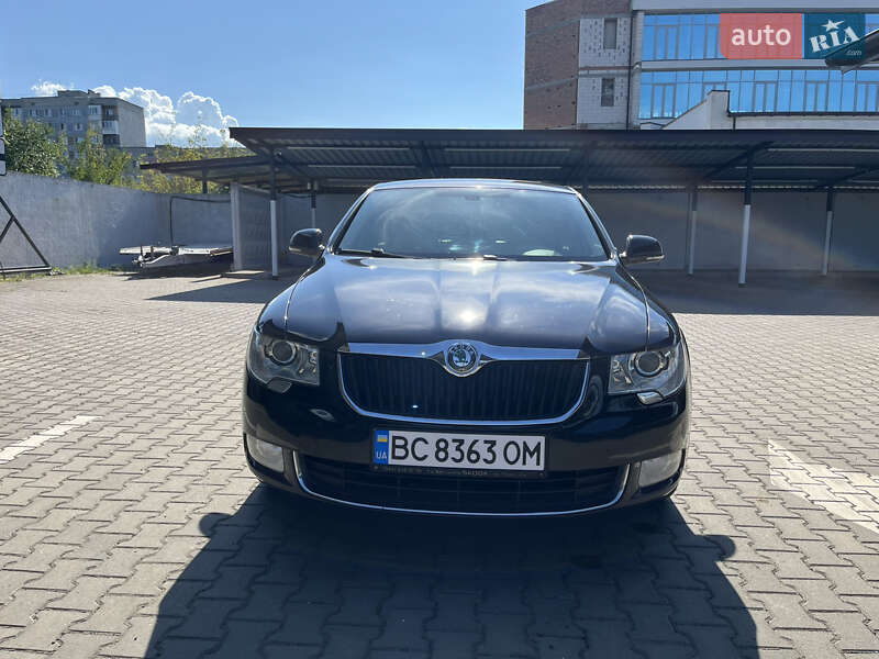 Ліфтбек Skoda Superb 2012 в Шептицькому
