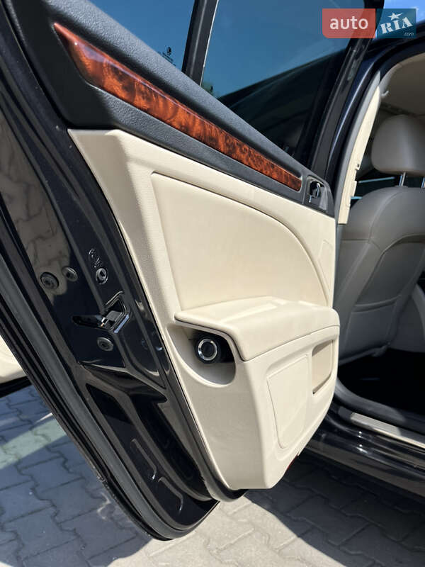 Ліфтбек Skoda Superb 2012 в Шептицькому