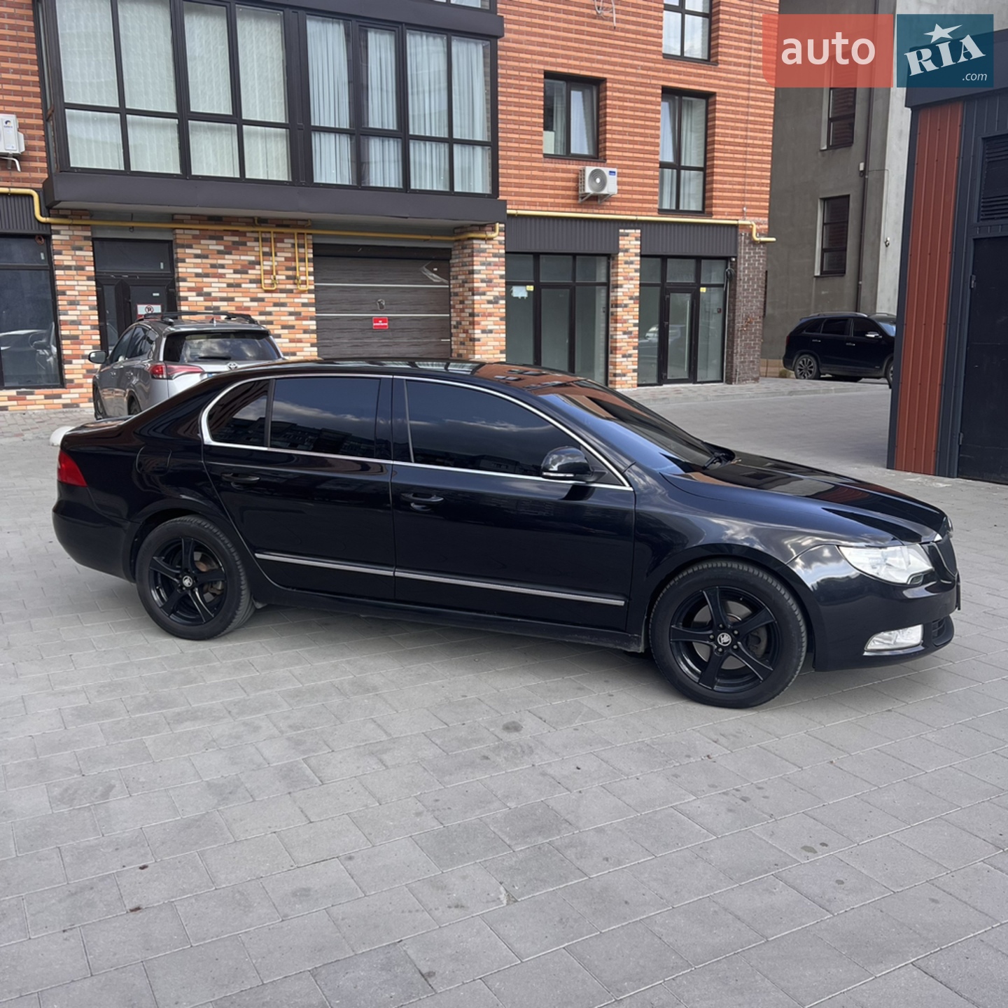 2011 Skoda Superb - мініатюра 9