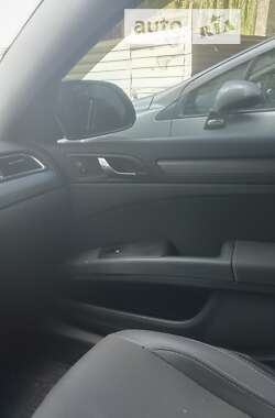 Лифтбек Skoda Superb 2011 в 