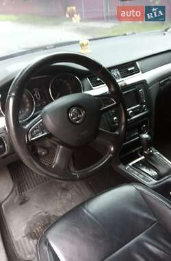 Лифтбек Skoda Superb 2014 в 