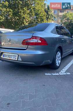 Лифтбек Skoda Superb 2009 в 