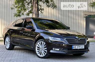 Ліфтбек Skoda Superb 2017 в Дніпрі