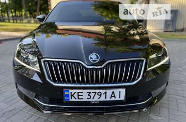 Лифтбек Skoda Superb 2017 в Днепре