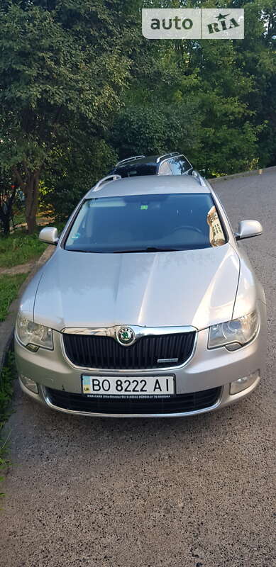 Skoda Superb 2012 Skoda Superb 2012