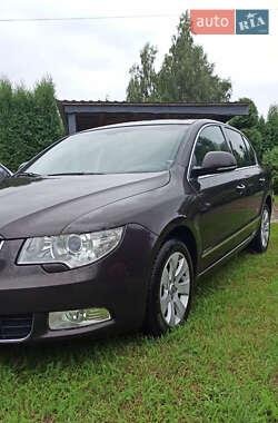Лифтбек Skoda Superb 2008 в 