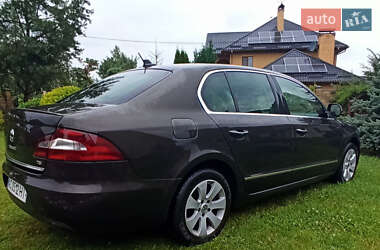 Лифтбек Skoda Superb 2008 в 
