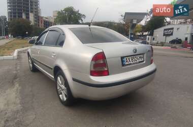 Лифтбек Skoda Superb 2006 в 