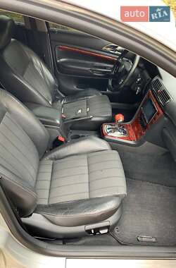 Лифтбек Skoda Superb 2003 в 