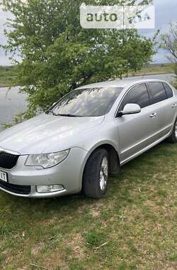 Ліфтбек Skoda Superb 2009 в Лозовій