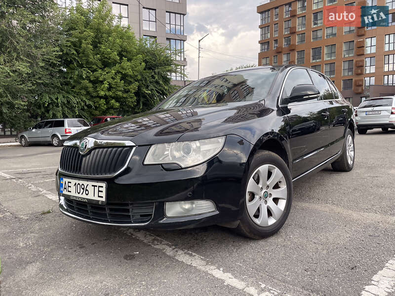 Лифтбек Skoda Superb 2008 в Днепре