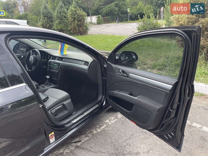 Лифтбек Skoda Superb 2008 в Днепре