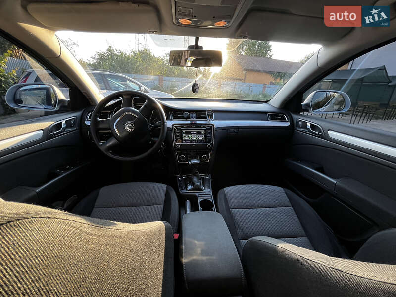 Ліфтбек Skoda Superb 2010 в Києві