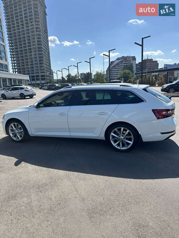 Универсал Skoda Superb 2017 в Днепре