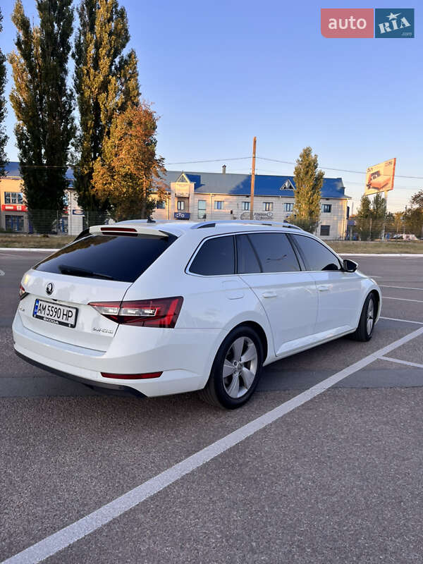 Универсал Skoda Superb 2016 в Житомире