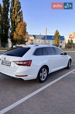 Универсал Skoda Superb 2016 в 