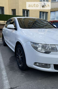 Ліфтбек Skoda Superb 2010 в Києві