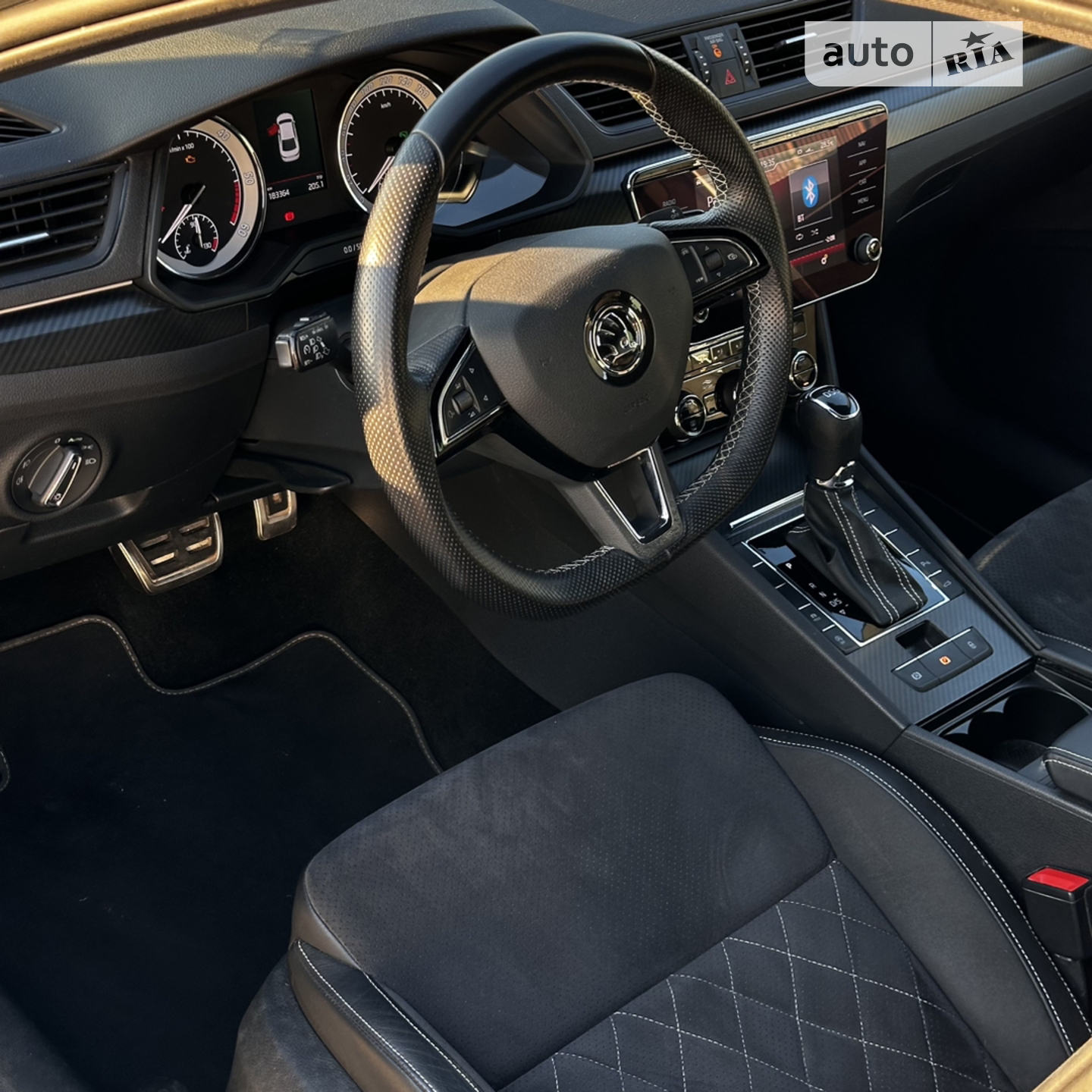 2020 Skoda Superb - мініатюра 9