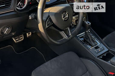 Лифтбек Skoda Superb 2020 в 