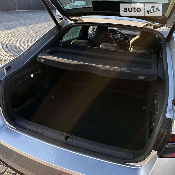 Лифтбек Skoda Superb 2020 в Мукачево