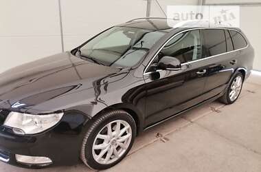 Универсал Skoda Superb 2011 в Ивано-Франковске