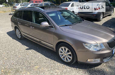 Універсал Skoda Superb 2010 в Запоріжжі