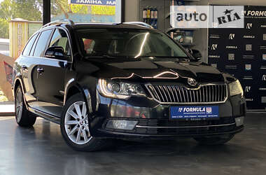 Универсал Skoda Superb 2014 в Нововолынске