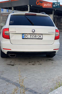 Универсал Skoda Superb 2014 в Пустомытах