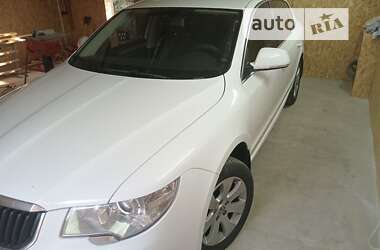 Лифтбек Skoda Superb 2011 в Запорожье