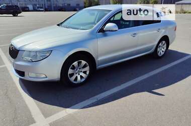 Лифтбек Skoda Superb 2008 в Киеве