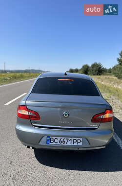 Ліфтбек Skoda Superb 2013 в Львові