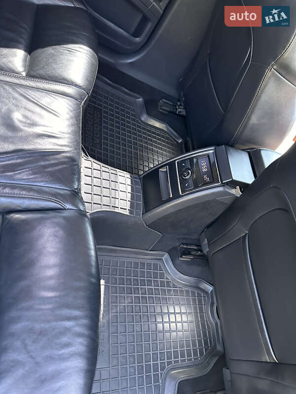 Ліфтбек Skoda Superb 2013 в Львові