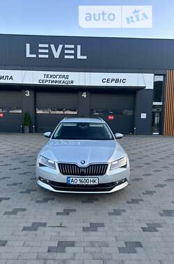 Универсал Skoda Superb 2017 в Хусте