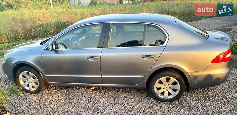 Ліфтбек Skoda Superb 2012 в Києві