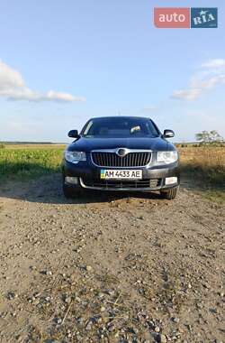 Лифтбек Skoda Superb 2009 в 