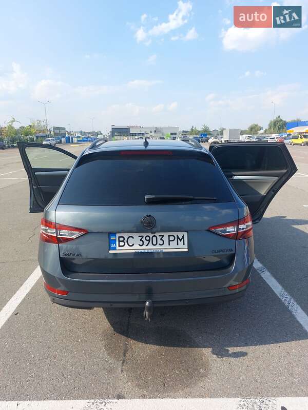 Универсал Skoda Superb 2016 в Львове фото 8 Универсал Skoda Superb 2016 в Львове