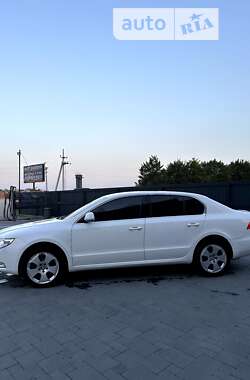 Лифтбек Skoda Superb 2011 в Рожнятове