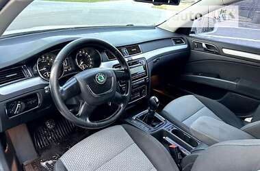 Лифтбек Skoda Superb 2011 в Рожнятове