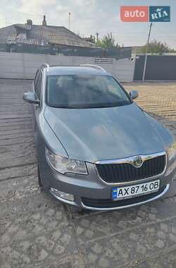 Универсал Skoda Superb 2011 в Люботине