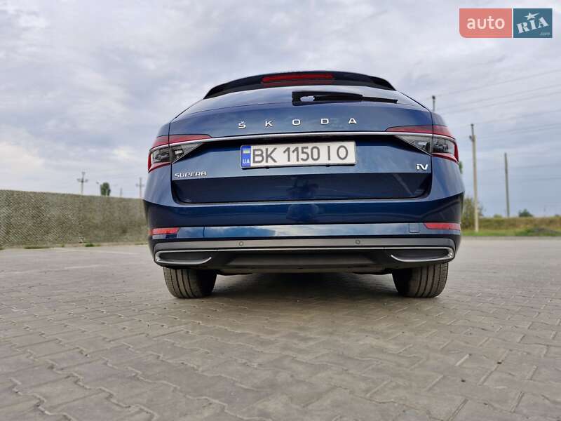 Универсал Skoda Superb 2020 в Вараше