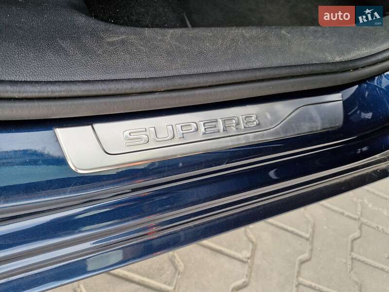 Универсал Skoda Superb 2020 в Вараше