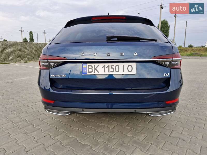Универсал Skoda Superb 2020 в Вараше