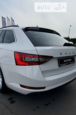 Универсал Skoda Superb 2021 в 