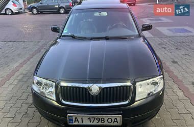 Ліфтбек Skoda Superb 2005 в Заставній