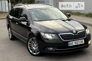 Универсал Skoda Superb 2013 в Днепре